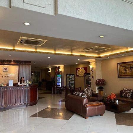 RedDoorz Premium White Lion Hotel Ho-Chi-Minh-Stadt Exterior foto