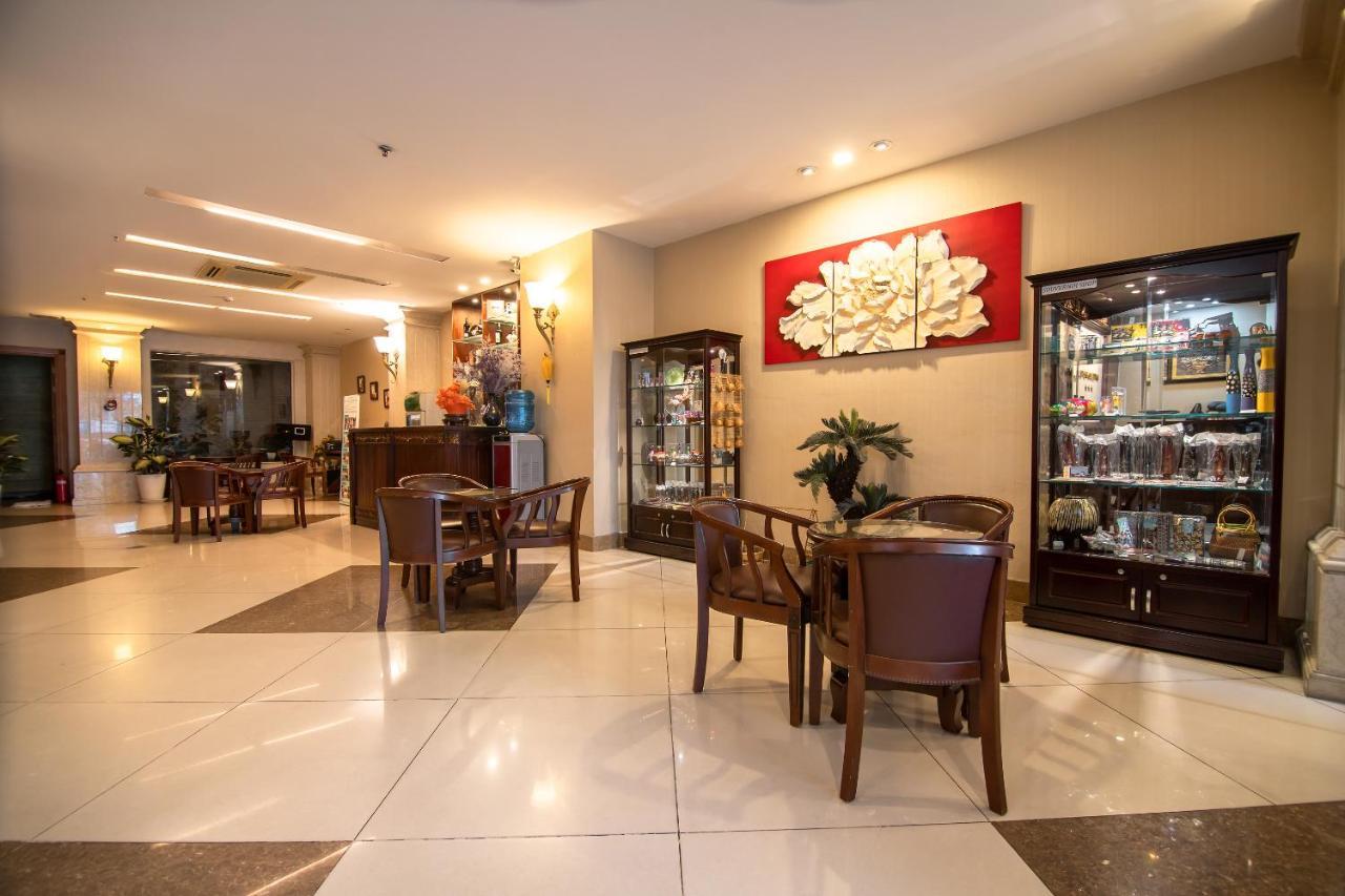 RedDoorz Premium White Lion Hotel Ho-Chi-Minh-Stadt Exterior foto