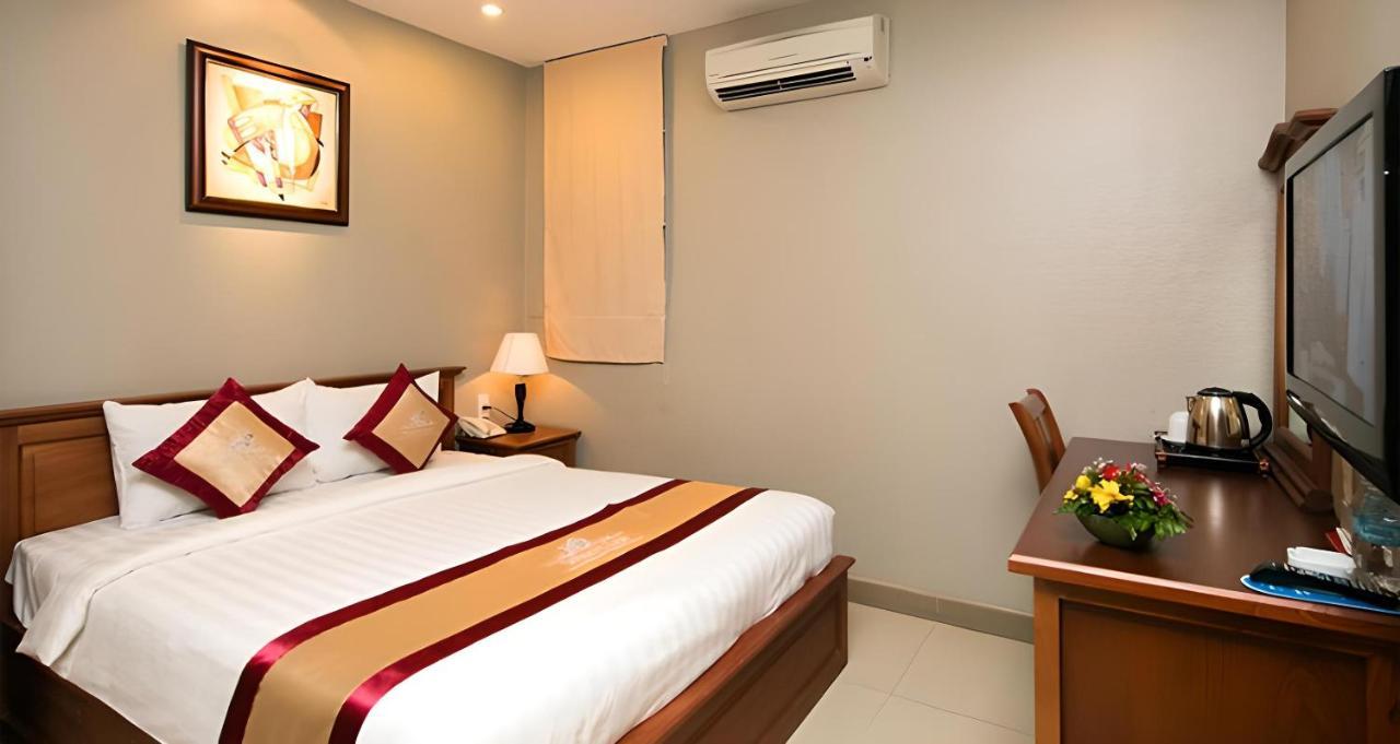 RedDoorz Premium White Lion Hotel Ho-Chi-Minh-Stadt Exterior foto