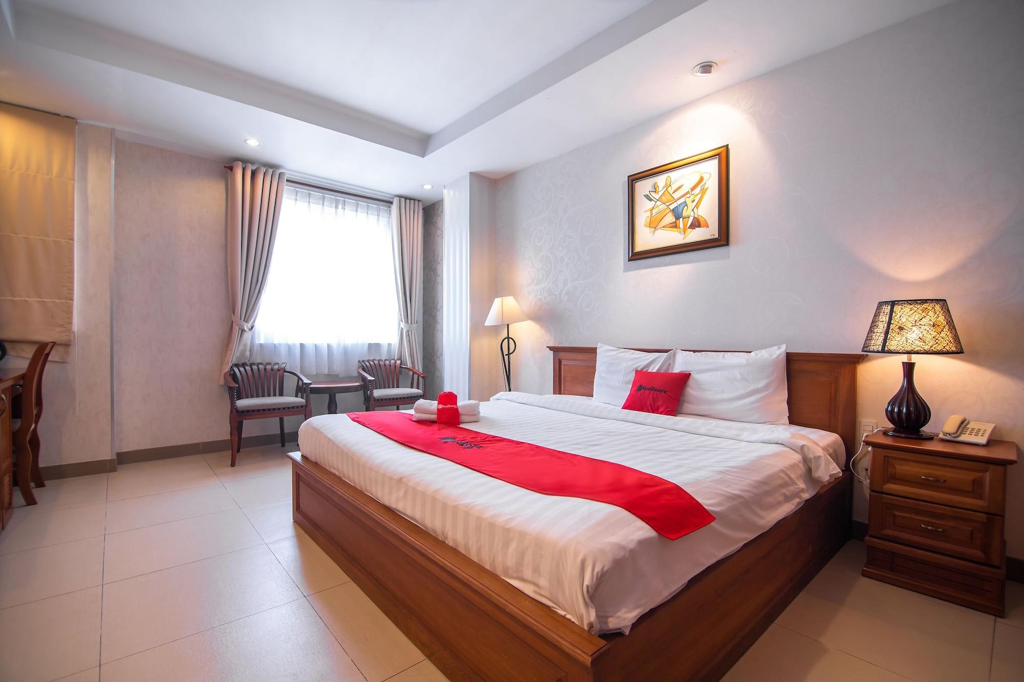 RedDoorz Premium White Lion Hotel Ho-Chi-Minh-Stadt Exterior foto