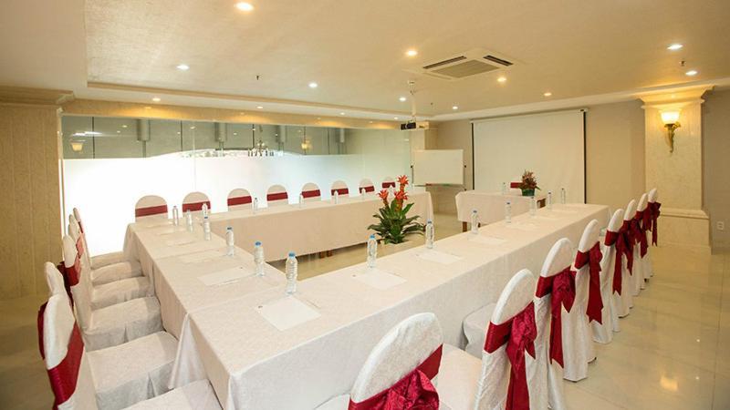 RedDoorz Premium White Lion Hotel Ho-Chi-Minh-Stadt Exterior foto