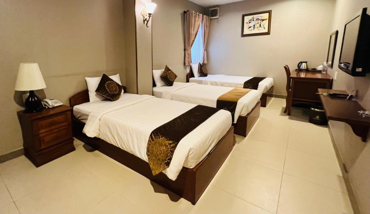 RedDoorz Premium White Lion Hotel Ho-Chi-Minh-Stadt Exterior foto