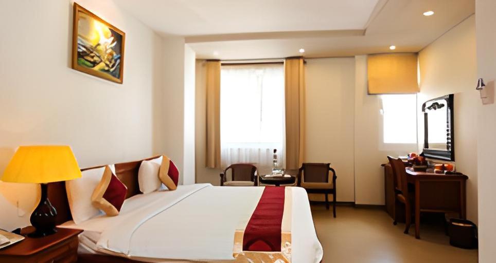 RedDoorz Premium White Lion Hotel Ho-Chi-Minh-Stadt Exterior foto